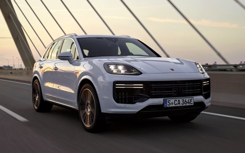 PORSCHE CAYENNE TURBO E-HYBRID