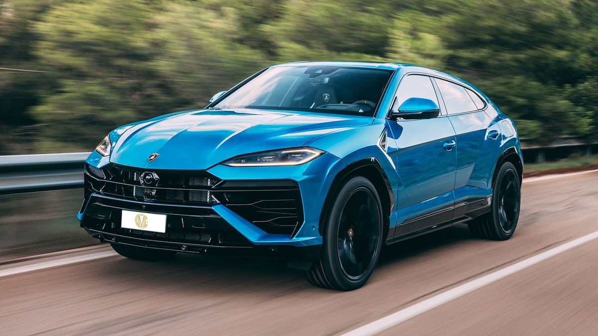 LAMBORGHINI URUS SE
