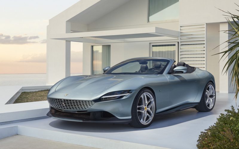 FERRARI ROMA SPIDER